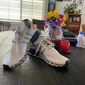 Adidas Animal print Sneakers! Women’s size 7.